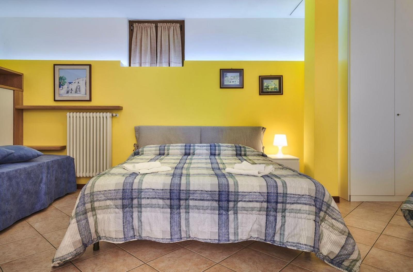 B&B-Foresteria Casa Della Musica Lake Como Манделло-дель-Ларио Номер фото