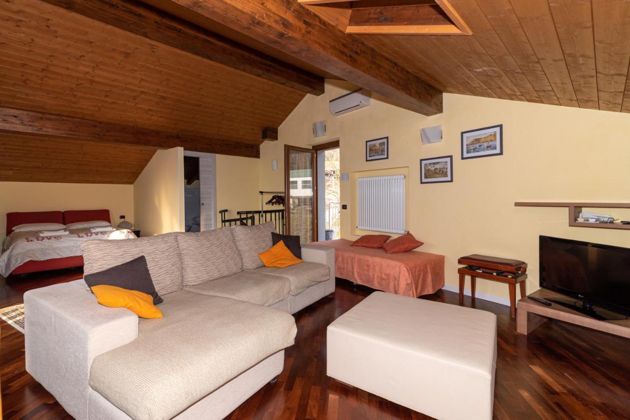 B&B-Foresteria Casa Della Musica Lake Como Манделло-дель-Ларио Экстерьер фото